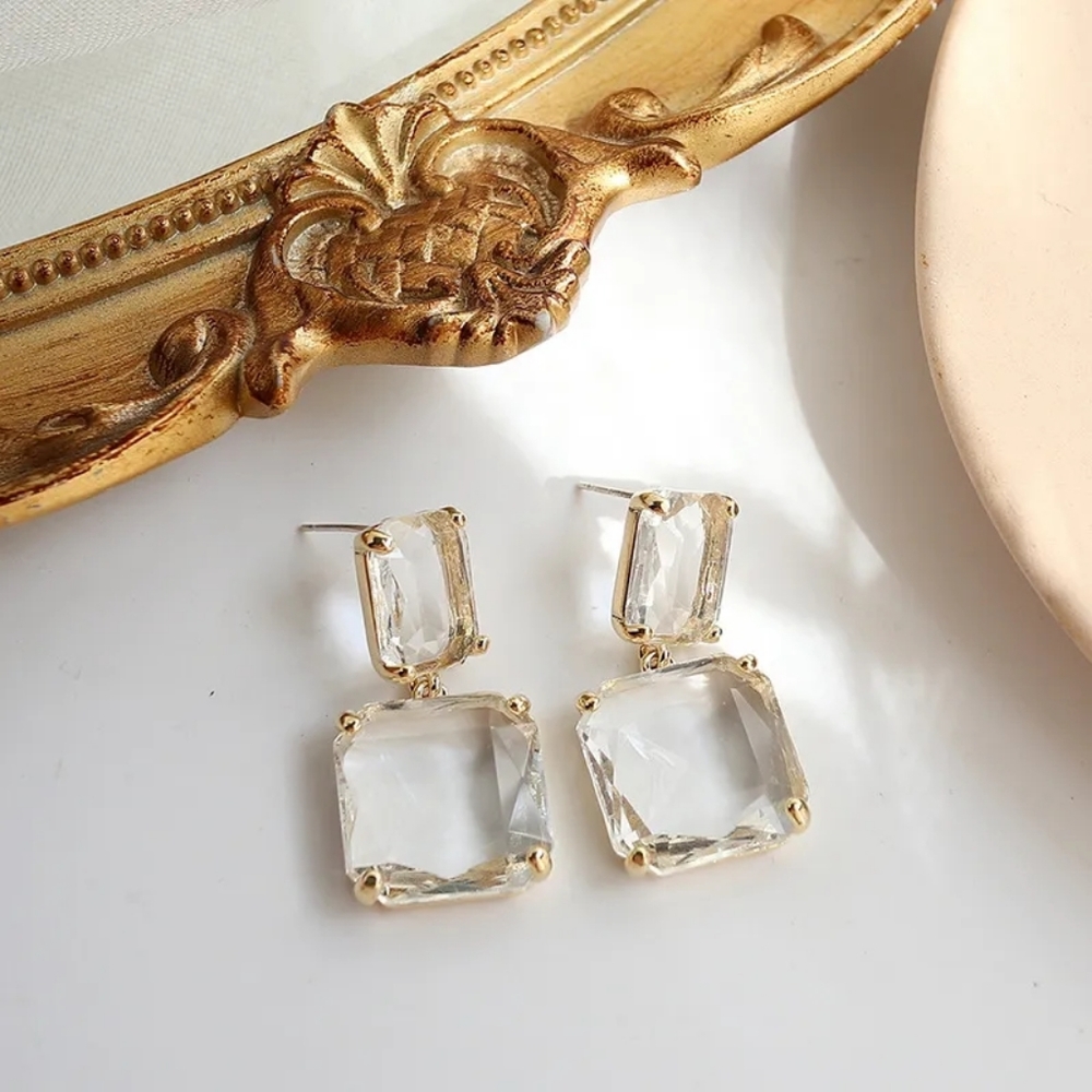 Clear square earrings
